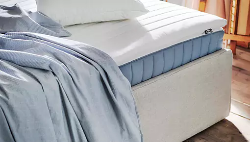 Fokis Industrial Spray Adhesive Application Areas: Mattress Corner Close-up.